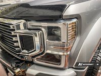 2022 Ford Super Duty F-450 DRW Platinum 4WD Crew Cab 8' Box