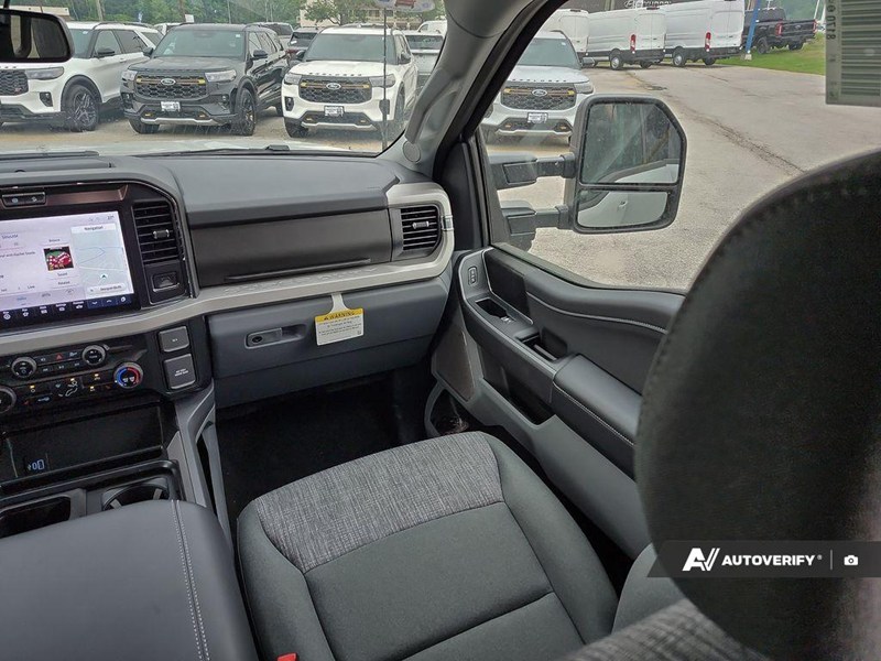 2026 Ford Super Duty F-250 SRW XLT 4WD Crew Cab 6.75' Box