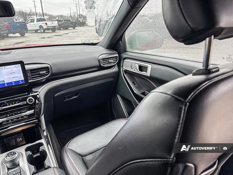 2022 Ford Explorer ST-Line 4WD