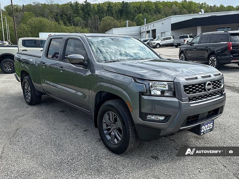 2025 Nissan Frontier Crew Cab 4x4 Long Bed SV