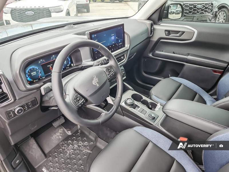 2025 Ford Bronco Sport Outer Banks 4x4