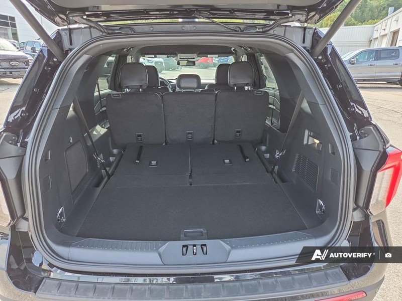 2026 Ford Explorer ST-Line 4WD