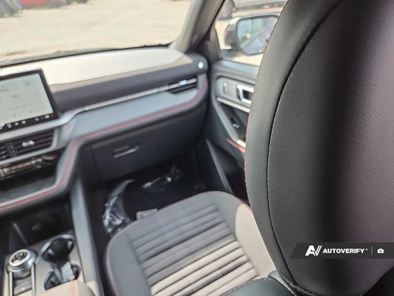 2026 Ford Explorer ST-Line 4WD