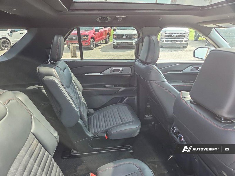 2026 Ford Explorer ST-Line 4WD