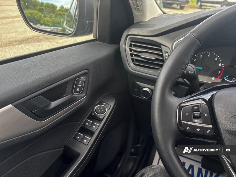 2022 Ford Escape SE AWD