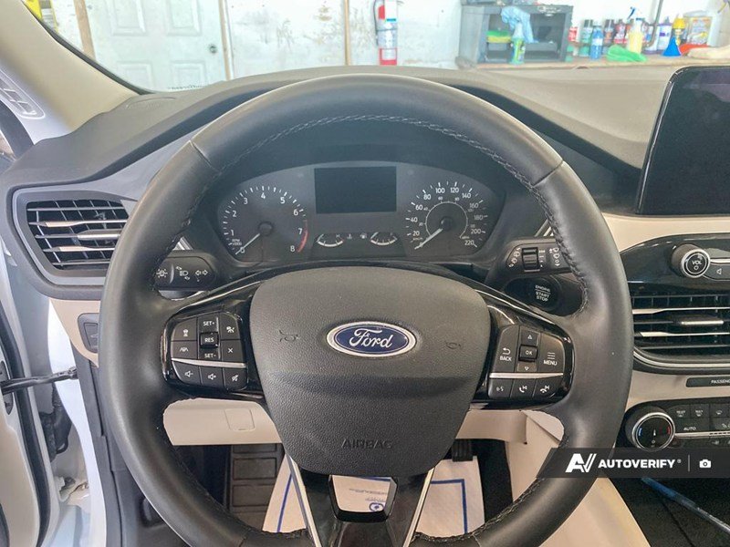 2022 Ford Escape SEL AWD