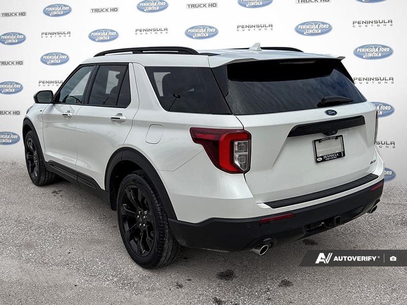 2023 Ford Explorer ST-Line 4WD