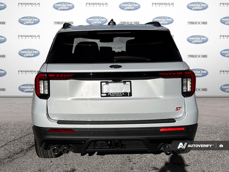 2026 Ford Explorer ST 4WD