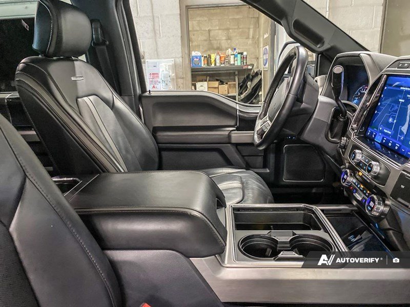 2022 Ford Super Duty F-450 DRW Platinum 4WD Crew Cab 8' Box