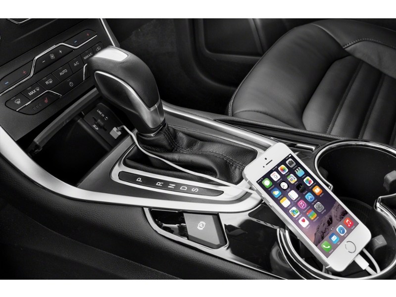 2015 Ford Edge SEL Exterior Shot 13