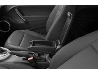 2018 Volkswagen Beetle Trendline Auto Interior Shot 7