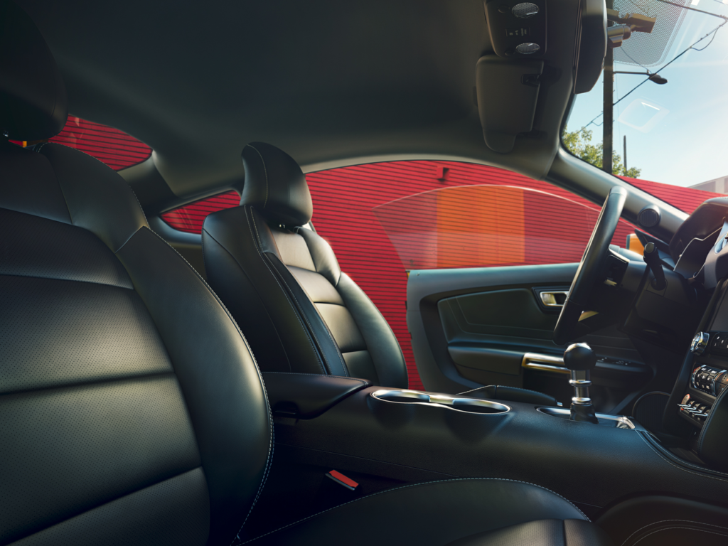 2023 ford mustang