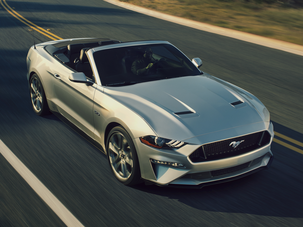 2023 ford mustang