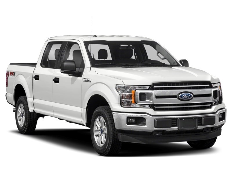 2020 Ford F-150 XLT 4WD SuperCrew 5.5' Box Exterior Shot 9