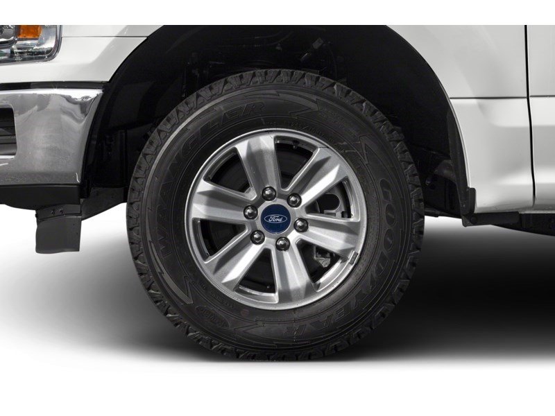 2020 Ford F-150 XLT 4WD SuperCrew 5.5' Box Exterior Shot 5