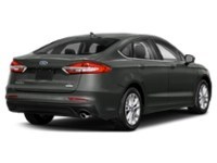 2019 Ford Fusion SE Exterior Shot 2