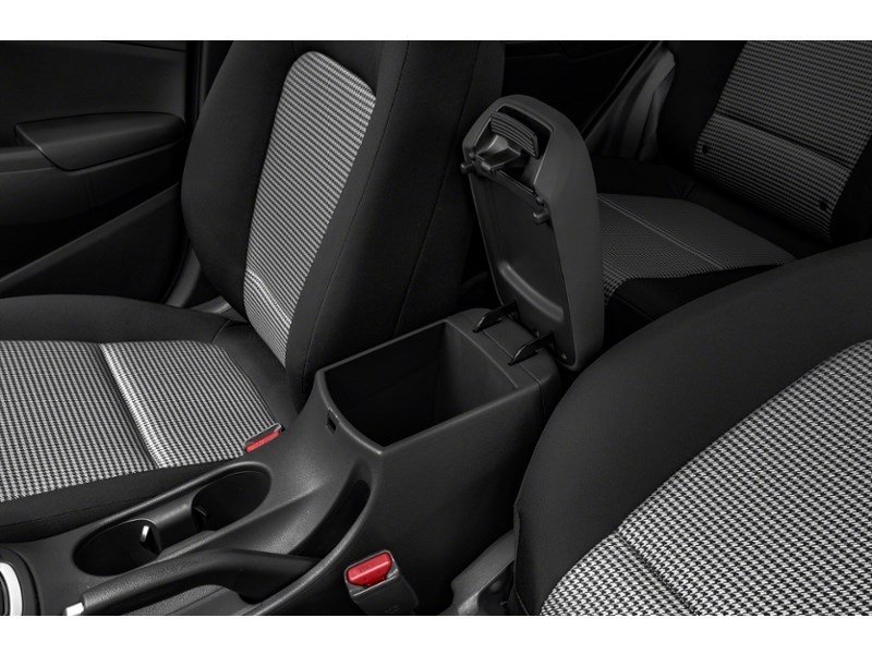2019 Hyundai Kona 2.0L Luxury AWD Interior Shot 7