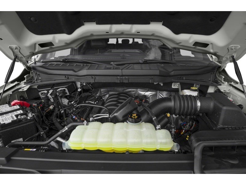 2023 Ford F-150 Platinum 4WD SuperCrew 5.5' Box Exterior Shot 3