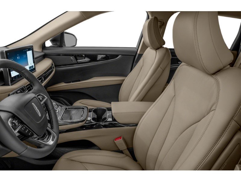 2021 Lincoln Nautilus Reserve AWD Interior Shot 4