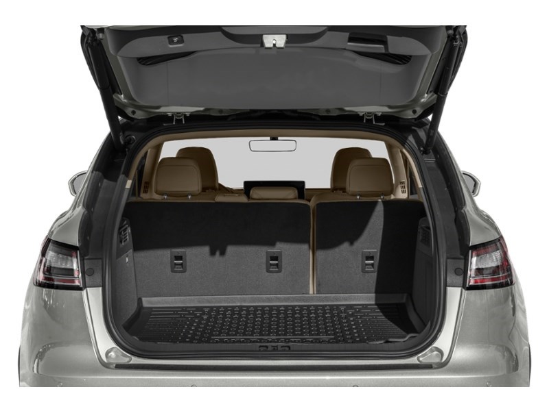 2023 Lincoln Nautilus Reserve AWD Exterior Shot 4