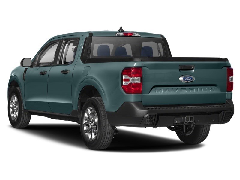 2023 Ford Maverick XLT AWD SuperCrew Exterior Shot 9