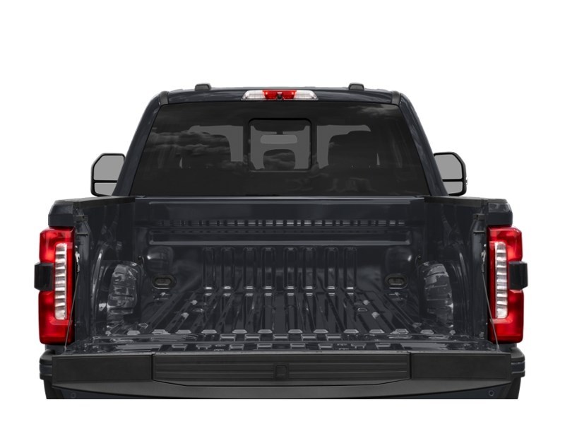 2026 Ford Super Duty F-250 SRW XLT 4WD Crew Cab 6.75' Box Exterior Shot 4