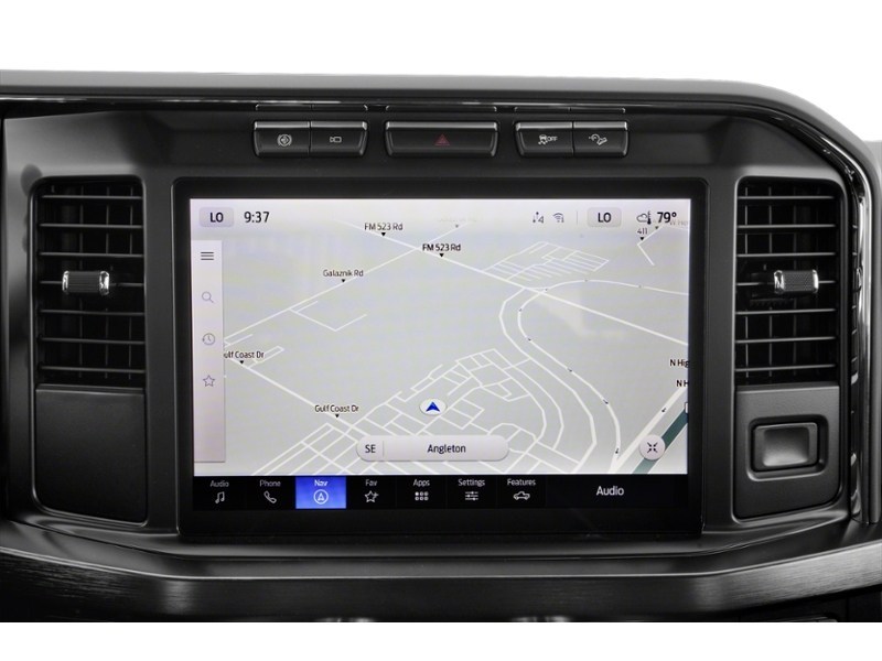 2026 Ford Super Duty F-350 SRW LARIAT 4WD Crew Cab 6.75' Box Interior Shot 8