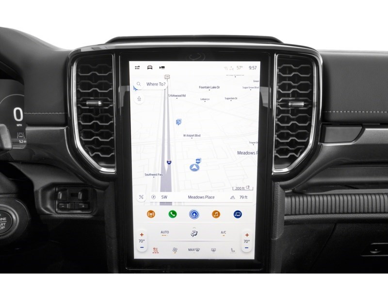 2026 Ford Ranger LARIAT 4WD SuperCrew 5' Box Interior Shot 8