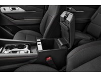 2026 Ford Explorer Active w/200A Pkg 4WD Interior Shot 7