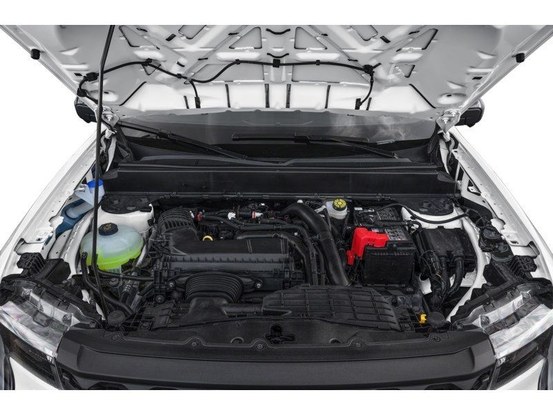 2026 Ford Maverick LARIAT AWD SuperCrew Exterior Shot 3