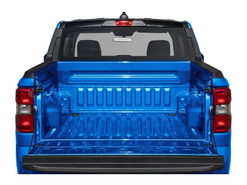 2026 Ford Maverick Lobo High AWD SuperCrew Exterior Shot 4