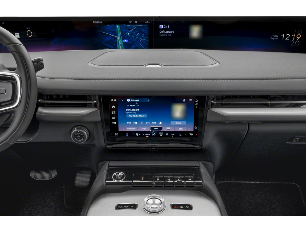 2026 lincoln navigator Interior