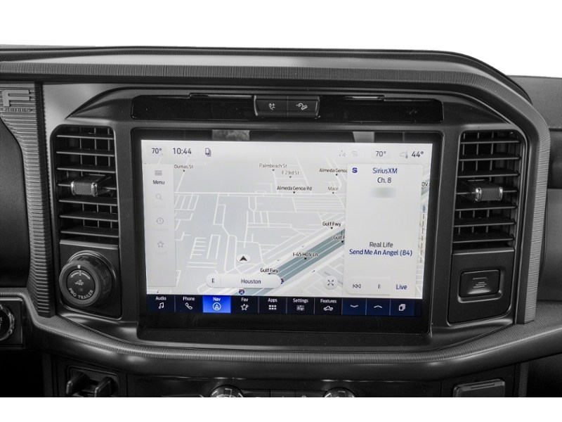 2026 Ford F-150 Platinum 4WD SuperCrew 5.5' Box Interior Shot 8