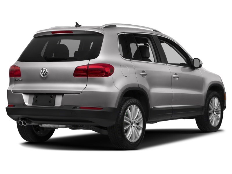 2017 Volkswagen Tiguan 4MOTION 4dr Wolfsburg Edition Reflex Silver Metallic  Shot 24