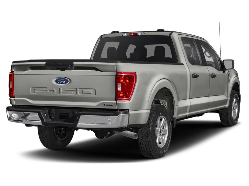 2023 Ford F-150 XLT 4WD SuperCrew 5.5' Box Iconic Silver Metallic  Shot 43