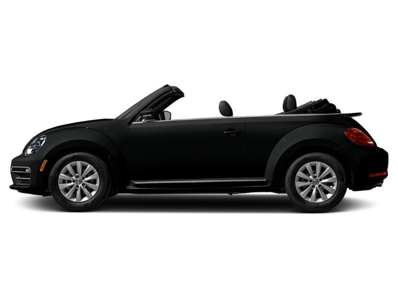 2018 Volkswagen Beetle Trendline Auto Deep Black Pearl w/Black Roof  Shot 29