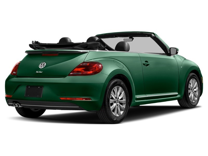 2018 Volkswagen Beetle Trendline Auto Bottle Green Metallic w/Black Roof  Shot 36